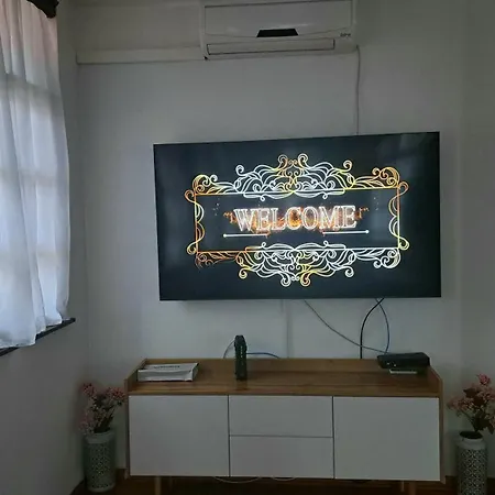Villa Villa *