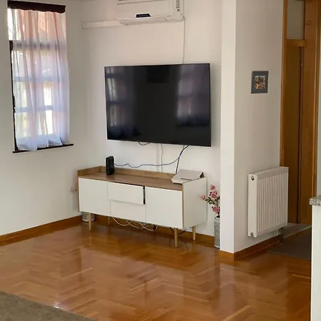 Villa Villa *