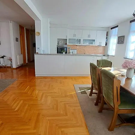 Villa Villa