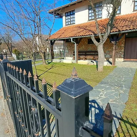 Villa Villa Szarajevó